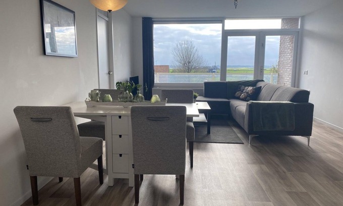 Burgerbrug Apartamento | Holiday home Residenz Polderblick 18 in Burgerbrug. Suitable for 4 people, 1 bedroom.