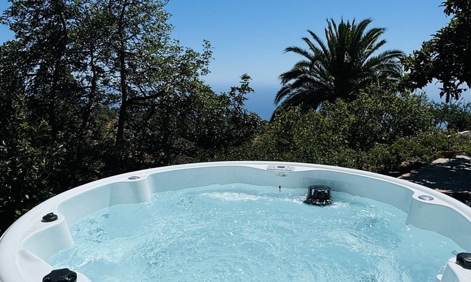 Puntagorda Casa | Casa de vacaciones "Rodri" con vistas al mar, 2 terrazas privadas, bañera de hidromasaje y Wi-Fi