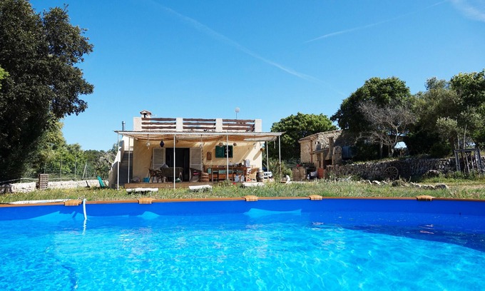 Llubi Casa | Casa de vacaciones 'Son Aloui' con vistas a la montaña, piscina compartida y Wi-Fi