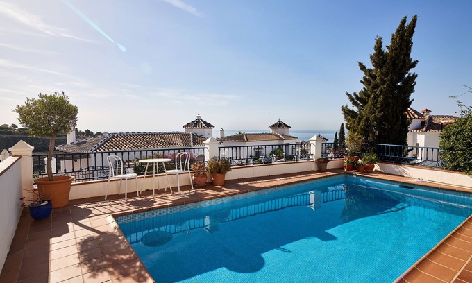 Frigiliana Casa | Casa Vacacional "Impresionante Villa con Piscina Privada", Vistas al Mar y Wi-Fi