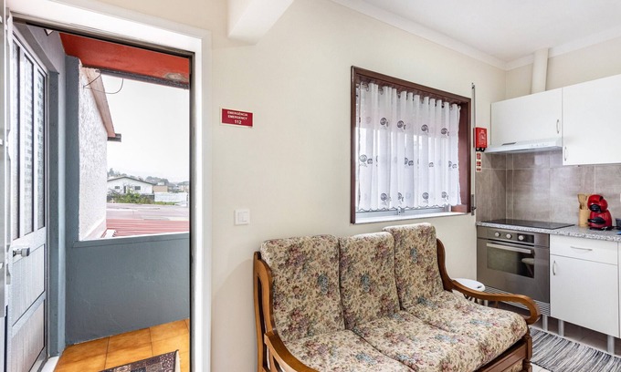 Oliveira De Azemeis Casa | Casa de vacaciones 'T1 Perto Do Porto' con vistas a la montaña, terraza privada y Wi-Fi