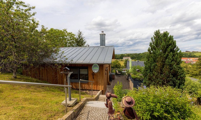 Neinstedt Casa | Casa de vacaciones 'Teufelsmauer-Blick' con vistas a la montaña, terraza compartida y Wi-Fi