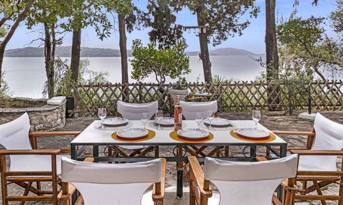 Perigiali Casa | Casa de vacaciones 'The Sea Martin' con vistas al mar, Wi-Fi y aire acondicionado