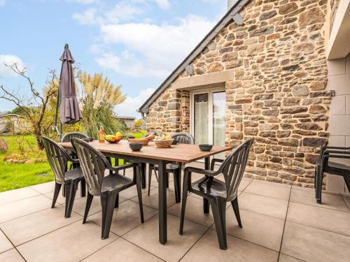 Cherrueix Casa | Holiday Home Tiegezh by Interhome