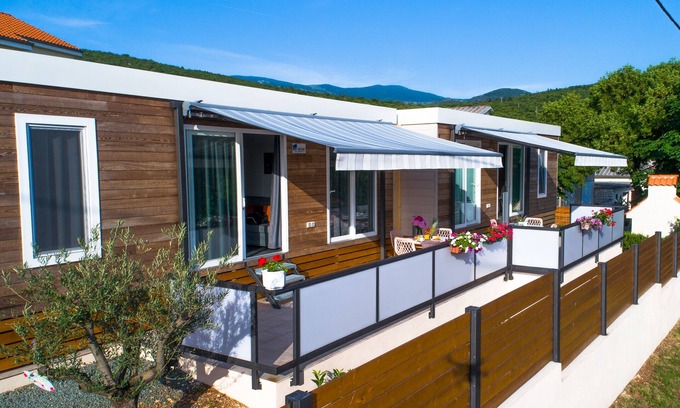 Donji Zagon Casa | Casa de vacaciones Trend con piscina