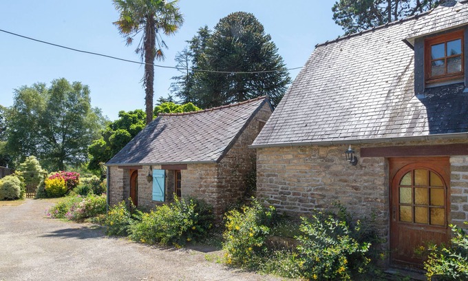 Rosporden Casa | Casa de vacaciones 'Ty Bihan' con terraza privada y jardín privado