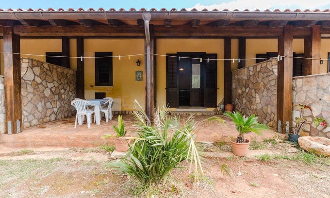 Castelluzzo Casa | Casa de vacaciones 'Un Viaggio Nella Rilassante Natura' con vistas a la montaña