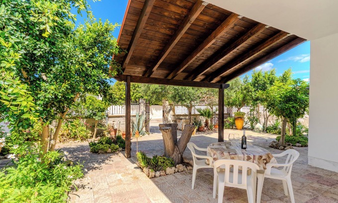 Porto Cesareo Casa | Casa de vacaciones 'Villa Ottavia' con terraza privada, Wi-Fi y aire acondicionado