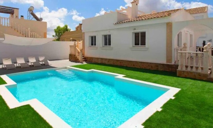 Jeronimo y Avileses y Balsicas de Arriba Casa | Casa de vacaciones Villa Dos con piscina, jardín, terraza descubierta y Wi-Fi