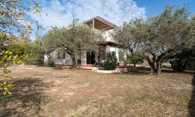 Orosei Casa | Casa de vacaciones 'Villa Francesco P Terra' con terraza privada y jardín privado