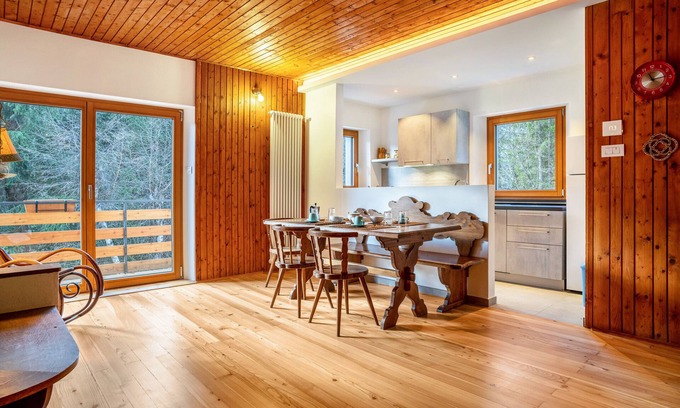 Bellamonte Casa | Casa de vacaciones 'Villa La Brisa 2' con balcón