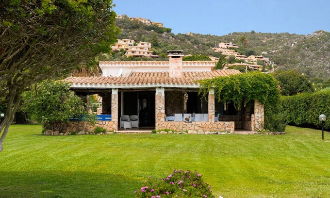 Costa Rei Casa | Casa de vacaciones 'Villa Tiziana' con vistas al mar, Wi-Fi y aire acondicionado