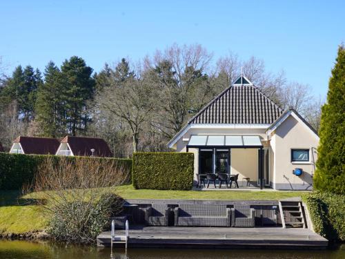Vlagtwedde Casa | Holiday Home Vosseberghuis Prestige & Outdoor Spa by Interhome