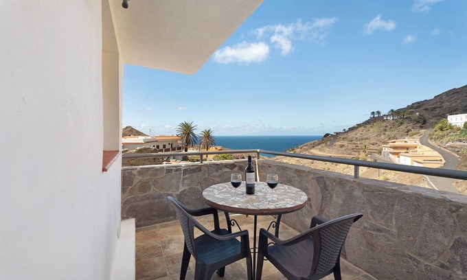 Alojera Casa | Casa de vacaciones 'VV La Era' con vistas al mar, Wi-Fi y aire acondicionado