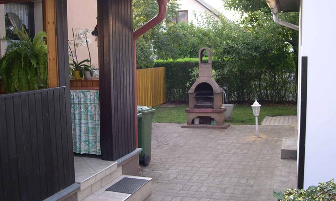 Balatonkeresztur Casa | Casa vacacional con piscina y terraza