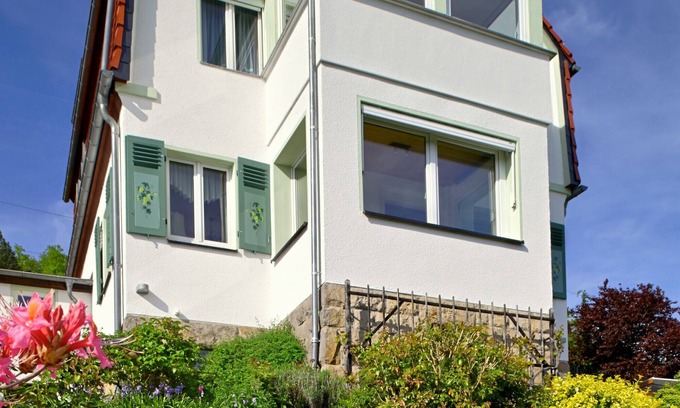 Dresden Casa | Casa de vacaciones 'Weitblick' con vistas a la montaña, terraza privada y Wi-Fi