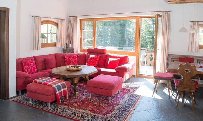 Lenzerheide Apartamento | Holiday home with Jacuzzi for 6 persons-Lenzerheide