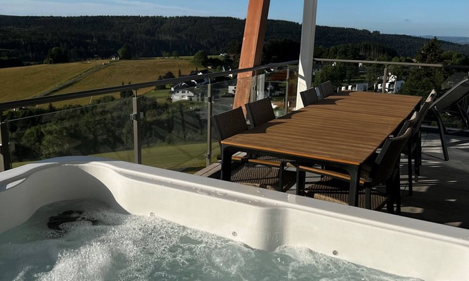 Winterberg Casa | Casa de vacaciones 'Winterberg D4' con vistas a la montaña, terraza compartida y Wi-Fi