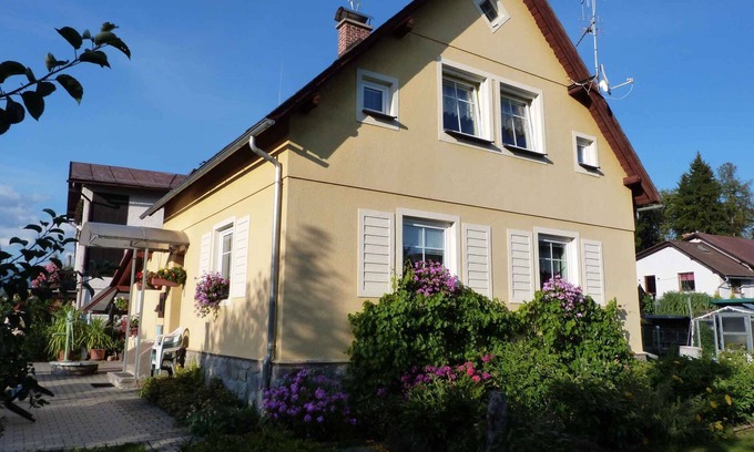 Vrchlabi Casa | Casa vacacional con bañera de esquina en las montañas gigantes