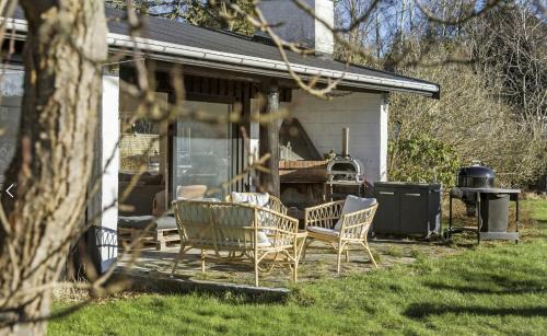 Udsholt Sand Casa | Holiday Home With Garden Near Tisvilde Beach