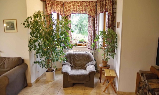 Bozkov Casa | Casa vacacional con tenis de mesa en las cuevas de Bozkovske
