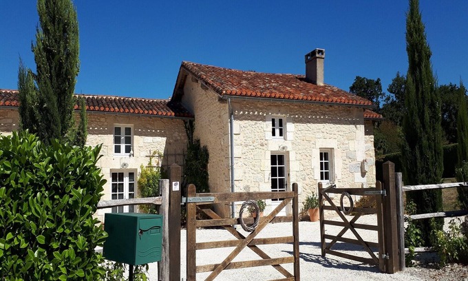 Verteillac Casa | Casa en Verteillac con piscina privada