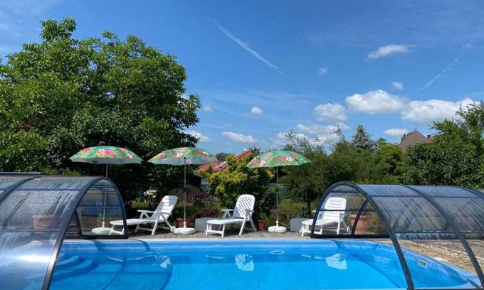 Gyenesdias Casa | Casa vacacional con piscina, aire acondicionado y wifi