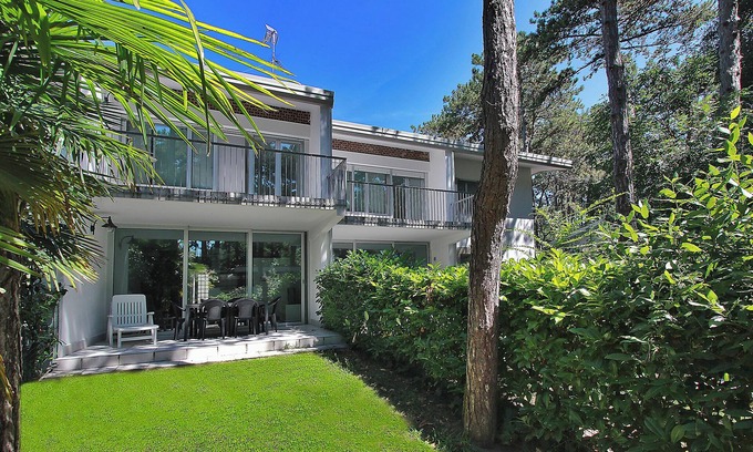 Lignano Pineta Casa | Casa vacacional con 2 baños