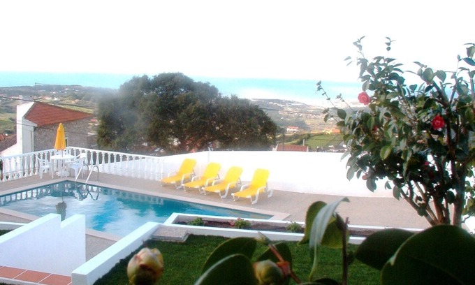 Monserrate Casa | Casa de vacaciones con piscina privada y excelentes vistas del Atlántico y las playas.