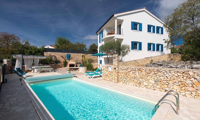 Garica Casa | Casa vacacional con piscina