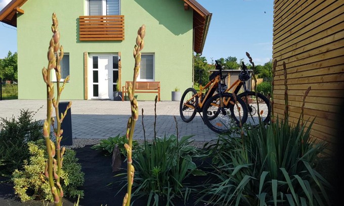 Znojmo Casa | Holiday Home Znojmo w/Wellness & Wine