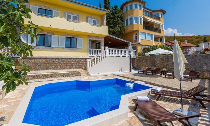 Novi Vinodolski Casa | Casa de vacaciones Smokvica Krmpotska para 1 - 12 personas con 6 dormitorios - Casa de vacaciones