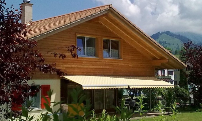 Aeschi bei Spiez Casa | Casa de vacaciones Aeschi b. Spiez para 1 - 6 personas con 3 dormitorios - Casa de vacaciones