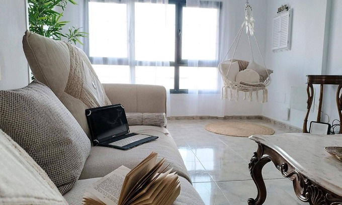 Playa de Arinaga Casa | Holiday house Arinaga for 1 - 8 persons with 4 bedrooms - Row house