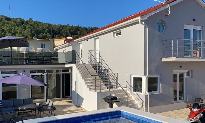 Bilice Casa | Casa de vacaciones Bilice para 1 - 18 personas con 5 dormitorios - Casa de vacaciones