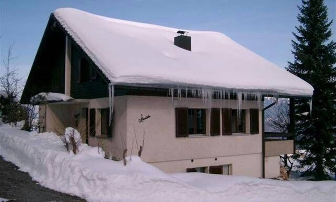 Emmetten Casa | Casa Daniela; magnífica vista al lago y chimenea, ideal para vacaciones familiares