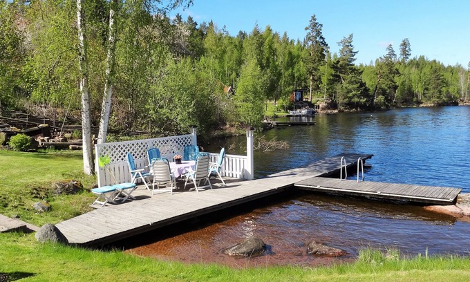 Boxholm Cabaña | Casa de vacaciones en un lugar soleado en el Somme, amarre privado y barco, buena posibilidad de la pesca