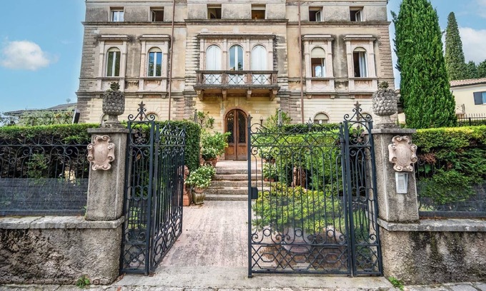 Caprino Veronese Casa | Casa de vacaciones Caprino Veronese para 1 - 13 personas con 7 dormitorios - Casa de vacaciones