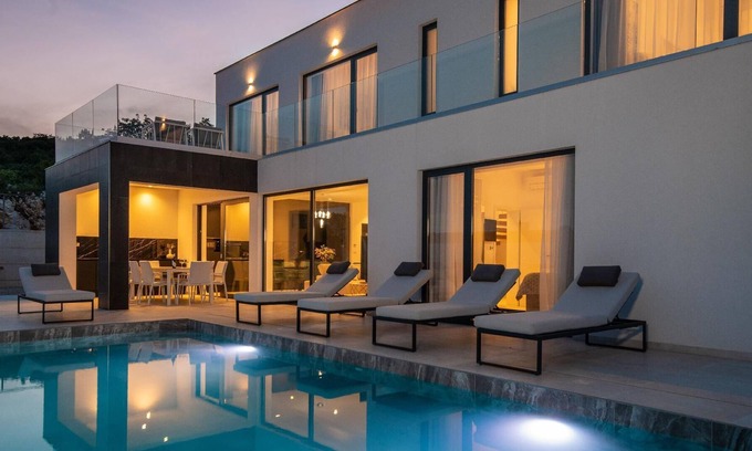 Ripenda Kosi Casa | Holiday house Labin for 2 - 8 persons with 4 bedrooms - Holiday home