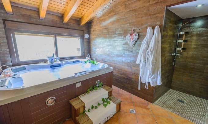 Laroya Casa | Casa de vacaciones Laroya para 2 - 4 personas con 2 dormitorios - Casa de vacaciones