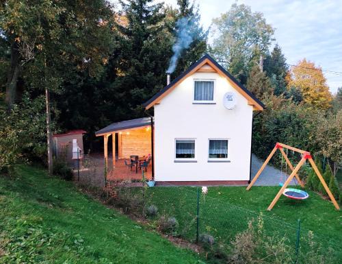 Lubawka Casa | Holiday House Lawendowa Przystań