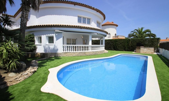 Miami Platja Casa | Holiday house Miami-Platja for 1 - 12 persons with 5 bedrooms - Holiday home