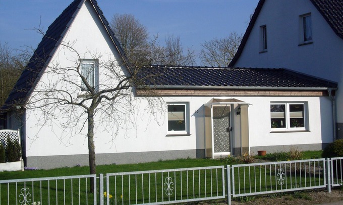 Velgast Casa | Casa de vacaciones cerca del mar Báltico / Darß, Stralsund y Rügen / vistas de la grúa