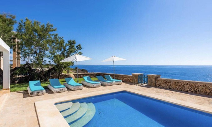 Portocolom Casa | Holiday house Portocolom for 1 - 14 persons with 7 bedrooms - Holiday house