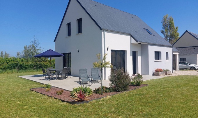 Reville Casa | Holiday house Réville for 2 - 8 persons with 4 bedrooms - Holiday house