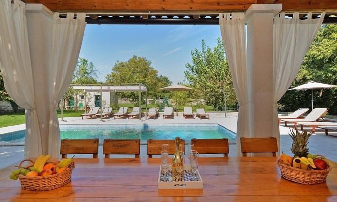 Rojnici Casa | Casa de vacaciones Rojnici para 1 - 16 personas con 7 dormitorios - Casa de vacaciones