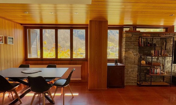 Rossa Casa | Holiday house Rossa for 1 - 8 persons with 3 bedrooms - Hut
