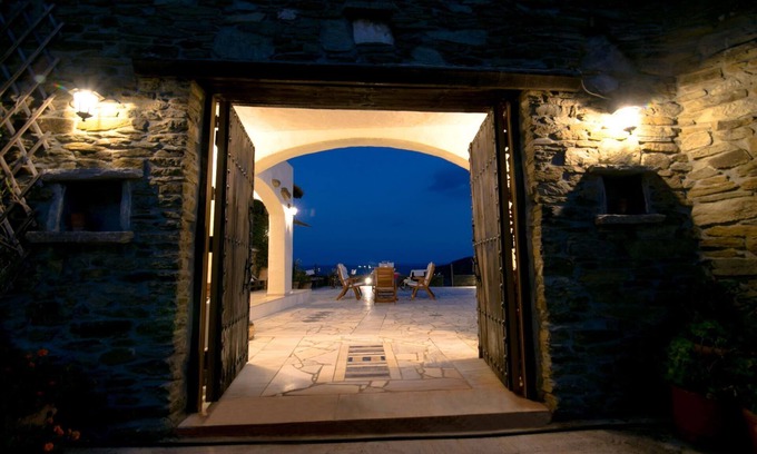 Salamis Casa | Casa de vacaciones Salamina para 1 - 19 personas con 6 dormitorios - Casa de vacaciones