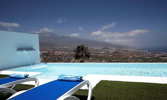 Las Cuevas Casa | Casa de vacaciones Santa Ursula para 1 - 7 personas con 4 dormitorios - Casa pareada