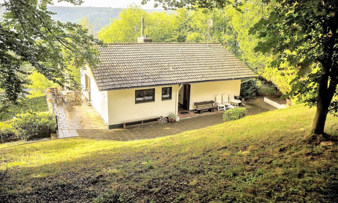 Monschau Casa | Casa de vacaciones "Schöne Aussicht am Eifelsteig" - disfrute de la vista del valle del Rur